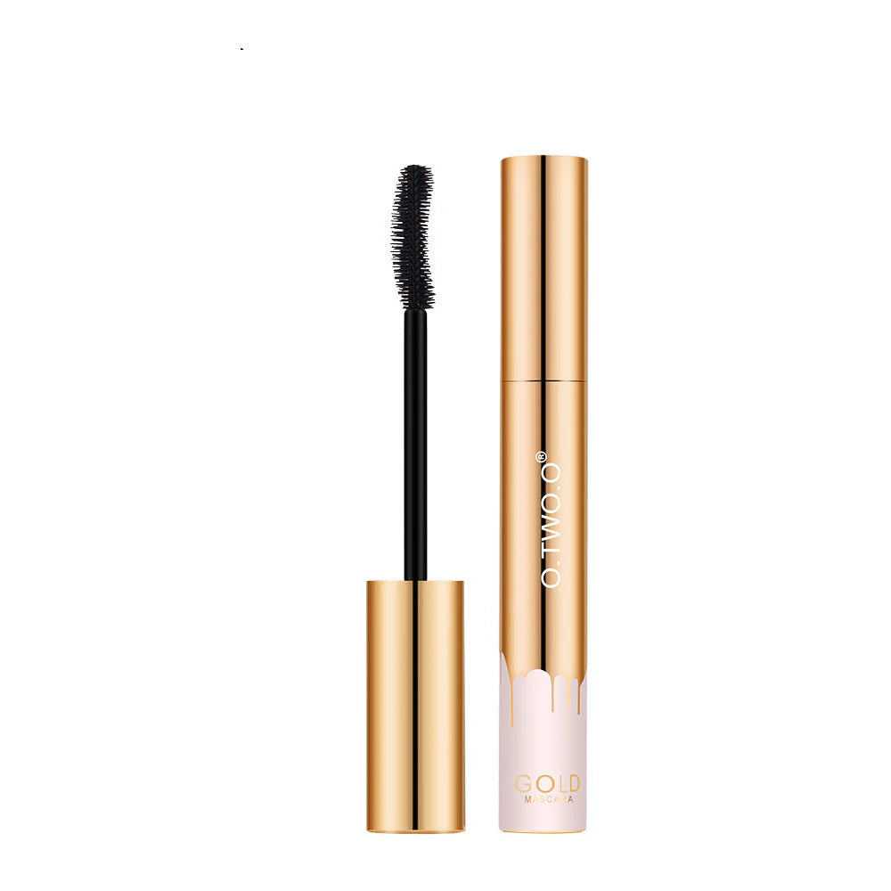 O.TWO.O Waterproof Long-Lasting Mascara